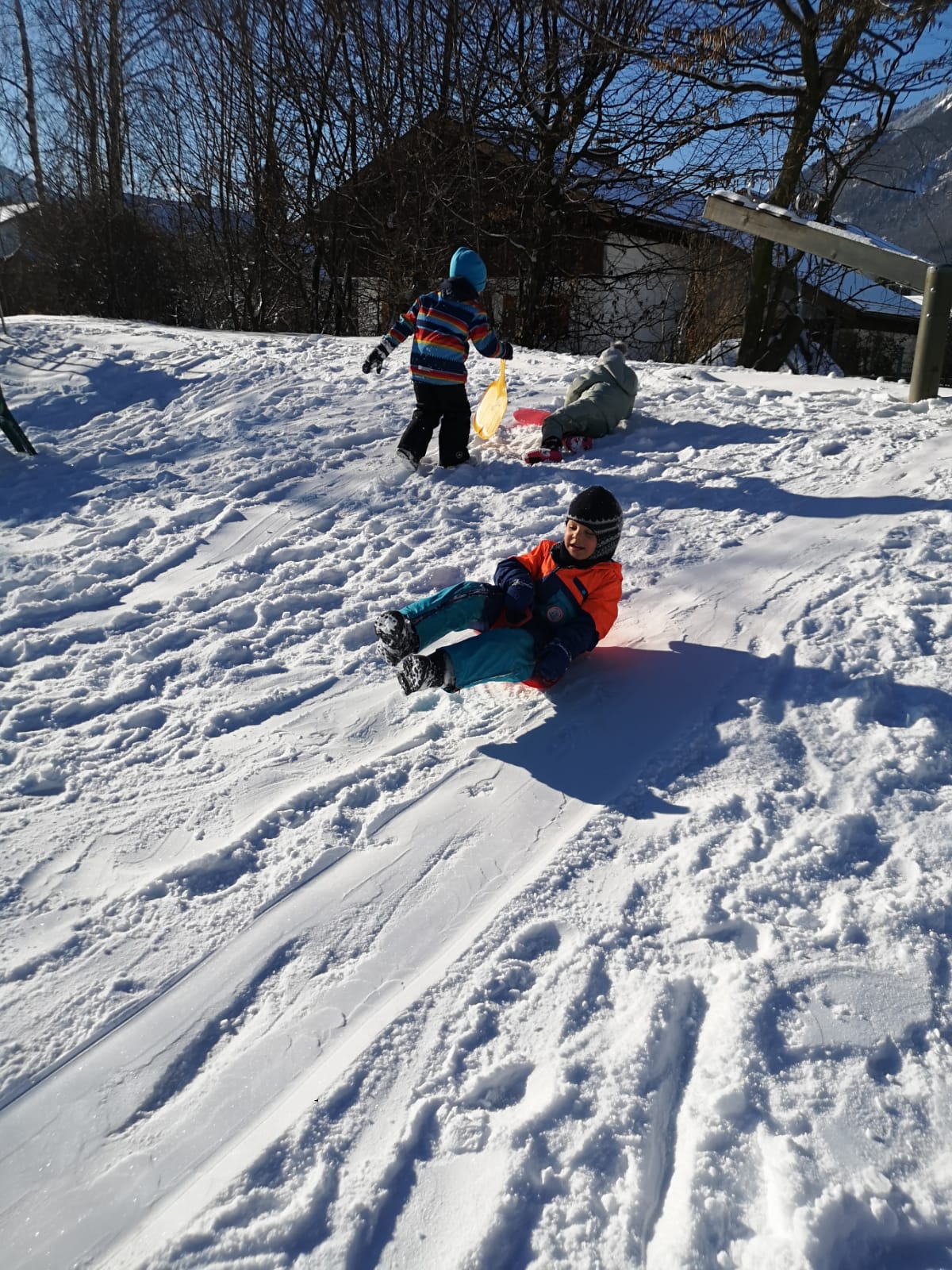 Kita Verbund Grassau - Pfarrkindergarten mit Krippe St. Veit Marqaurtstein